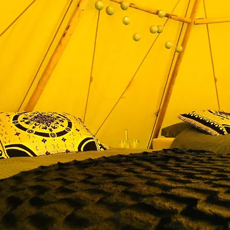 Lyxtält Aurora Glamping By The Whales